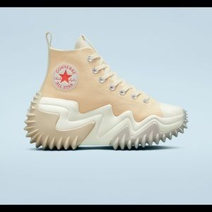 Converse run star motion beige NWT